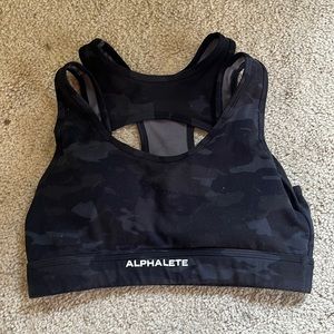Alphalete Keyhole Bra